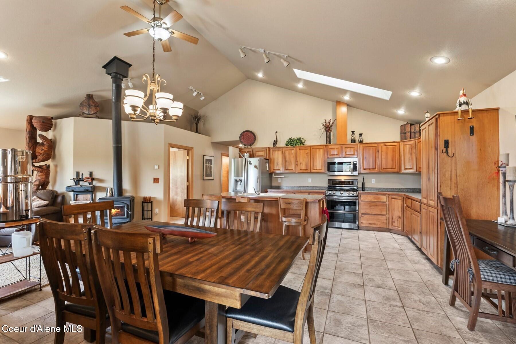 159 Frontier Village Road Naples, ID 83847 - Photo 7 of 52 .