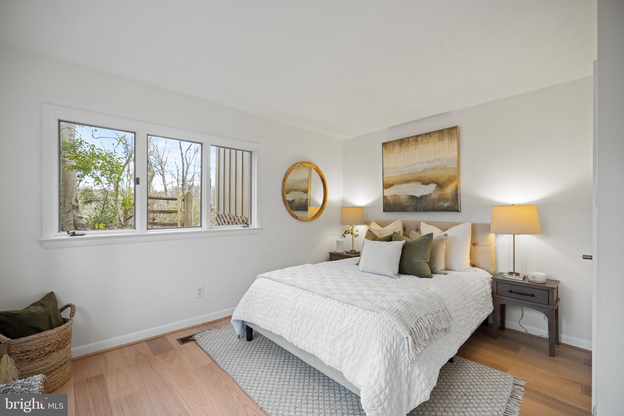 8010 Riverside Drive Cabin John, MD 20818 - Photo 31 of 60 Bedroom 3