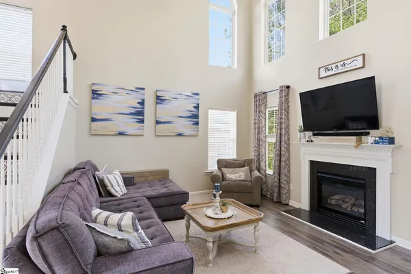 $469,900 | 343 Woodsberry Shoals Drive, Duncan, SC 29334