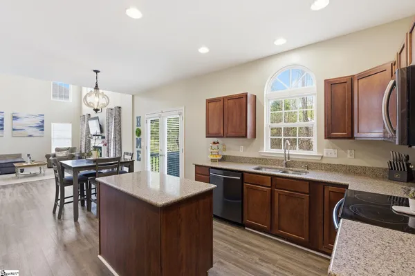 $469,900 | 343 Woodsberry Shoals Drive, Duncan, SC 29334