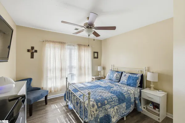 $469,900 | 343 Woodsberry Shoals Drive, Duncan, SC 29334