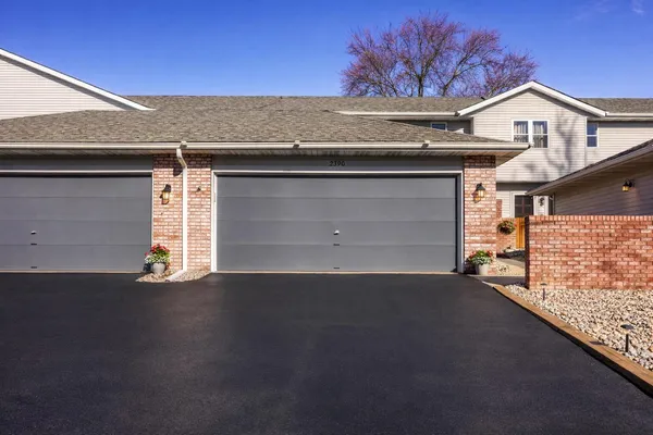 $237,500 | 2590 Brookwood Drive, Crown Point, IN 46307