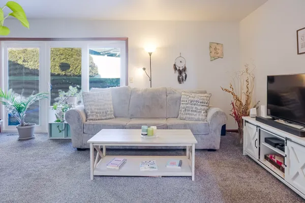 $237,500 | 2590 Brookwood Drive, Crown Point, IN 46307