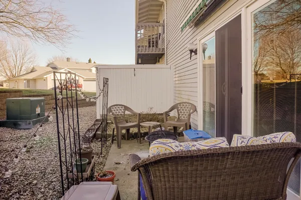 $237,500 | 2590 Brookwood Drive, Crown Point, IN 46307