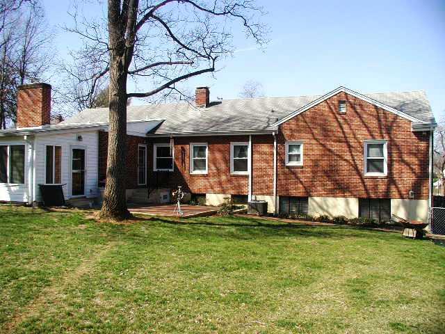 1806 Devon Road Southwest Roanoke, VA 24015 - Photo 22 of 26 Exterior/Backyard