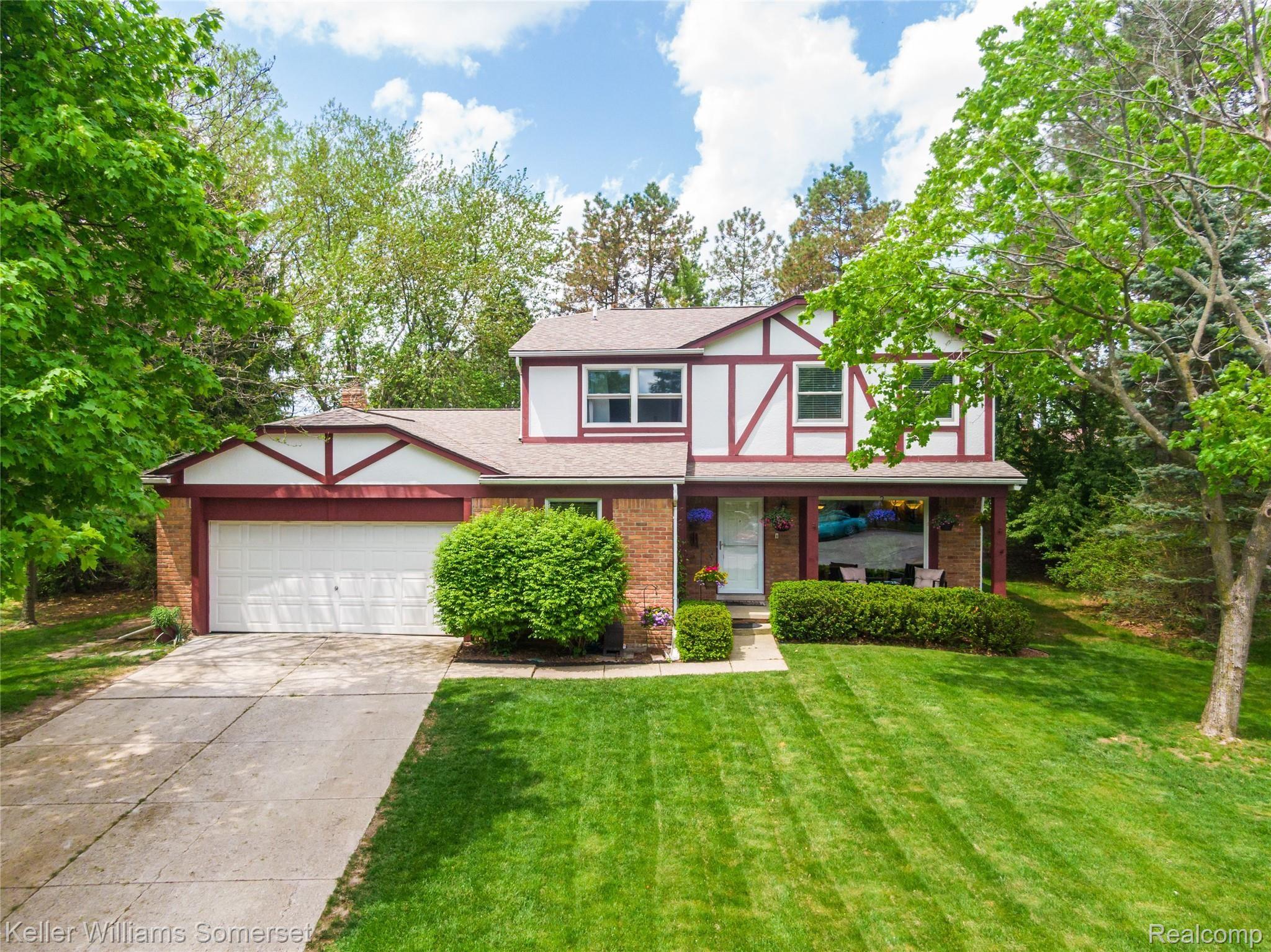1486 Antler Court Rochester, MI 48309 - Photo 1 of 51 Exteriors 4.JPG