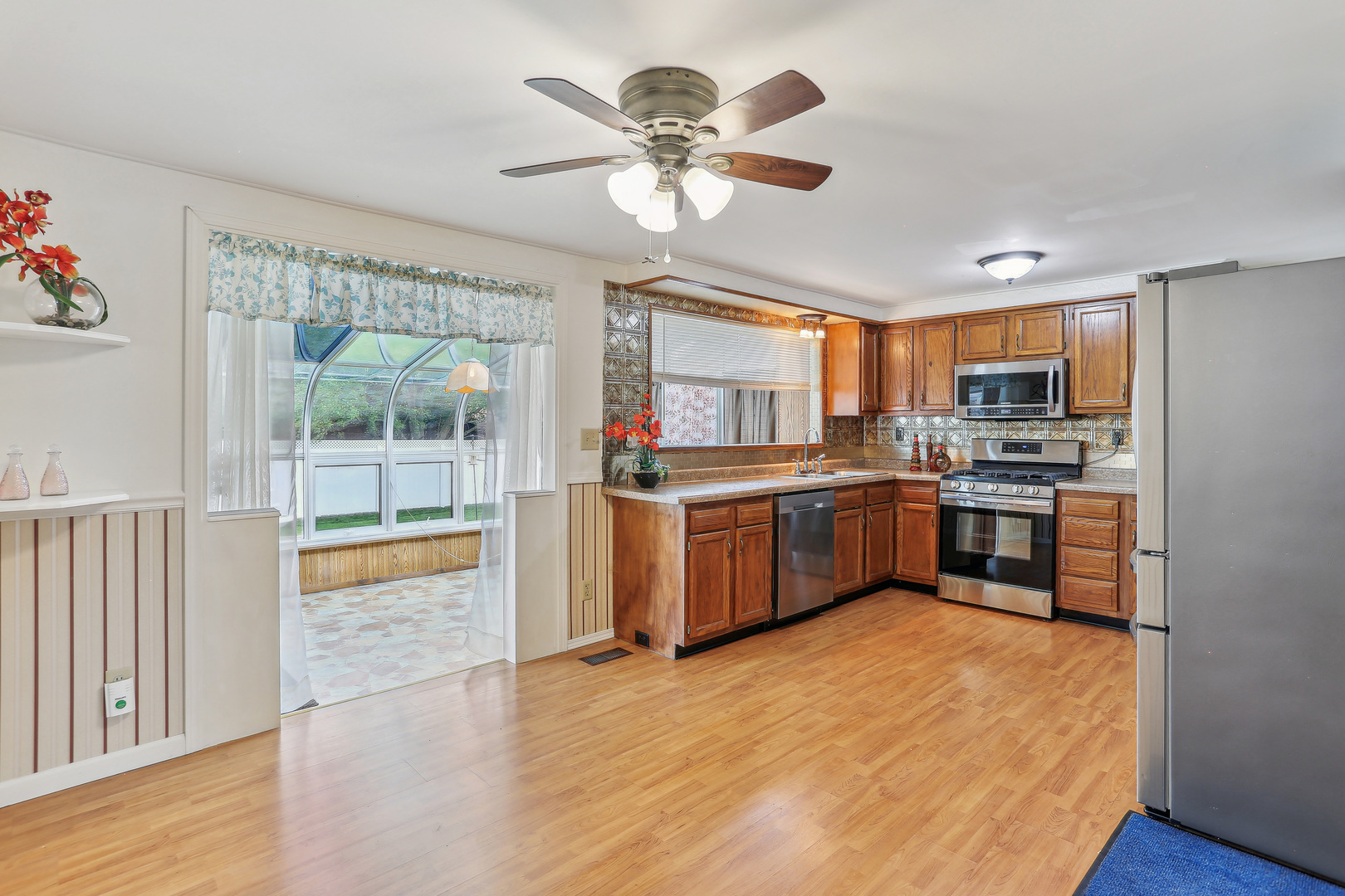 308 North Smith Road Urbana, IL 61802 - Photo 12 of 36 Gallery Image 12
