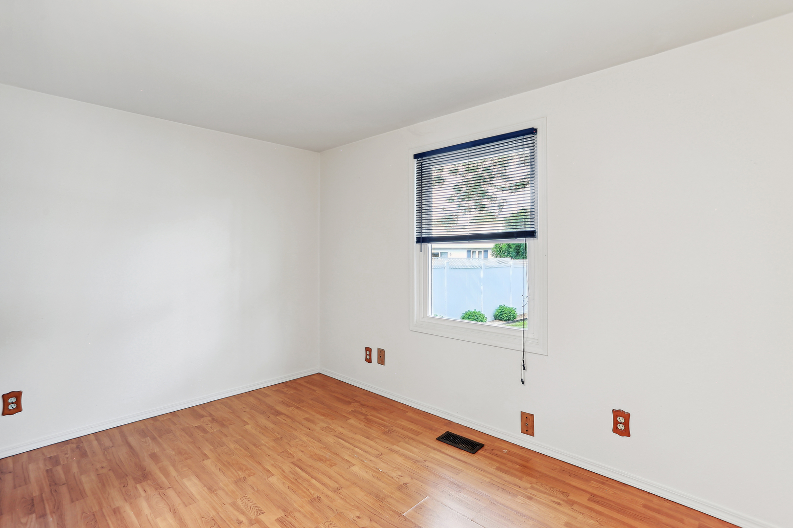 308 North Smith Road Urbana, IL 61802 - Photo 17 of 36 Gallery Image 17