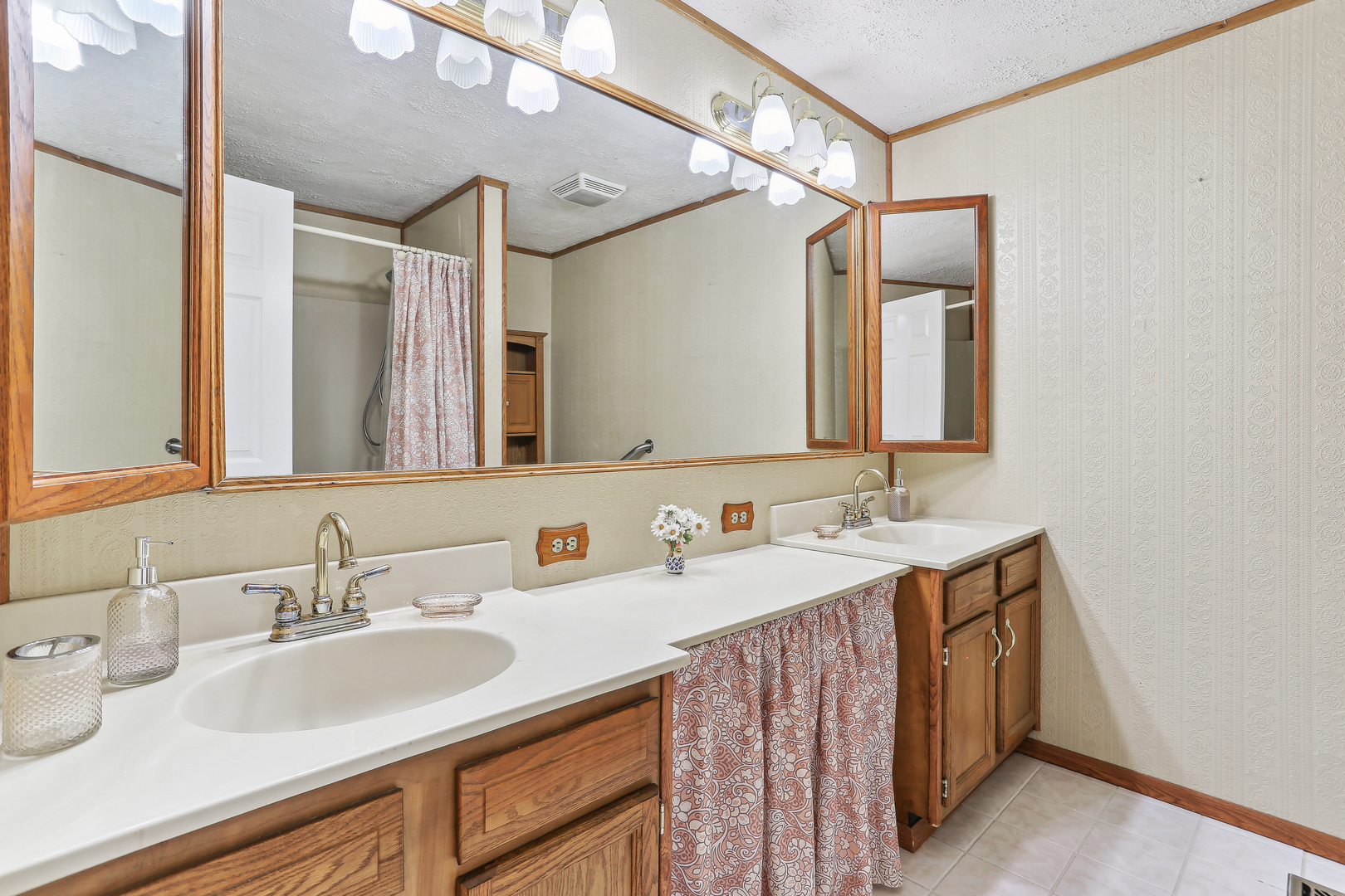 308 North Smith Road Urbana, IL 61802 - Photo 19 of 36 Gallery Image 19