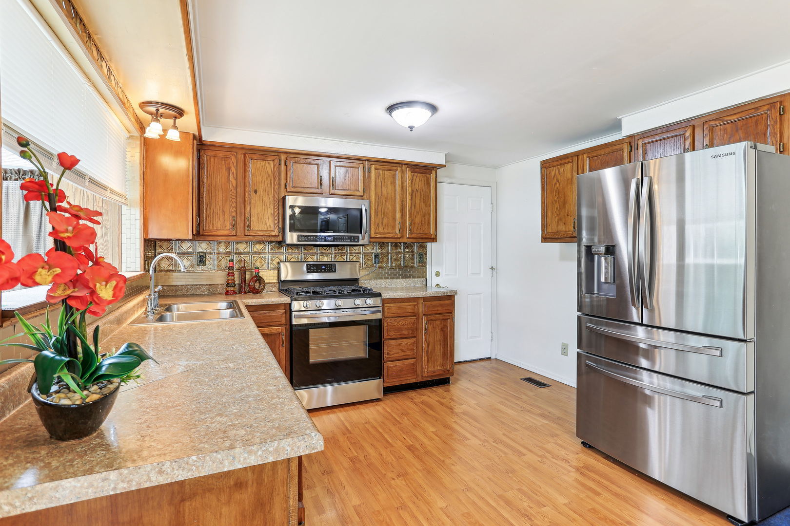 308 North Smith Road Urbana, IL 61802 - Photo 10 of 36 Gallery Image 10