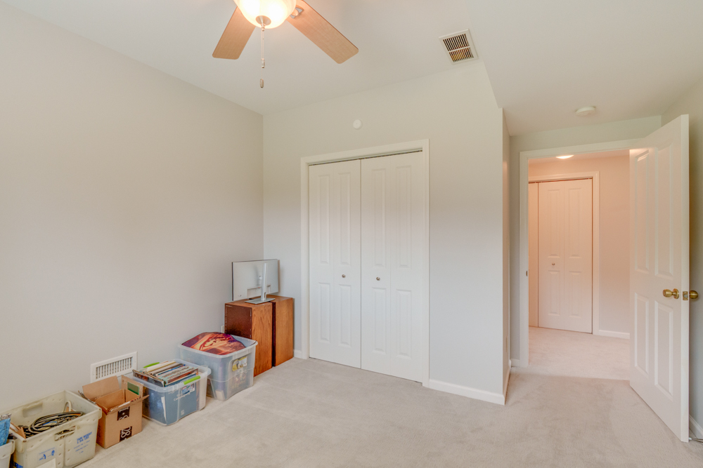 3550 East Bishop Road Mount Vernon, IL 62864 - Photo 47 of 61 a room with furniture and a chandelier fan