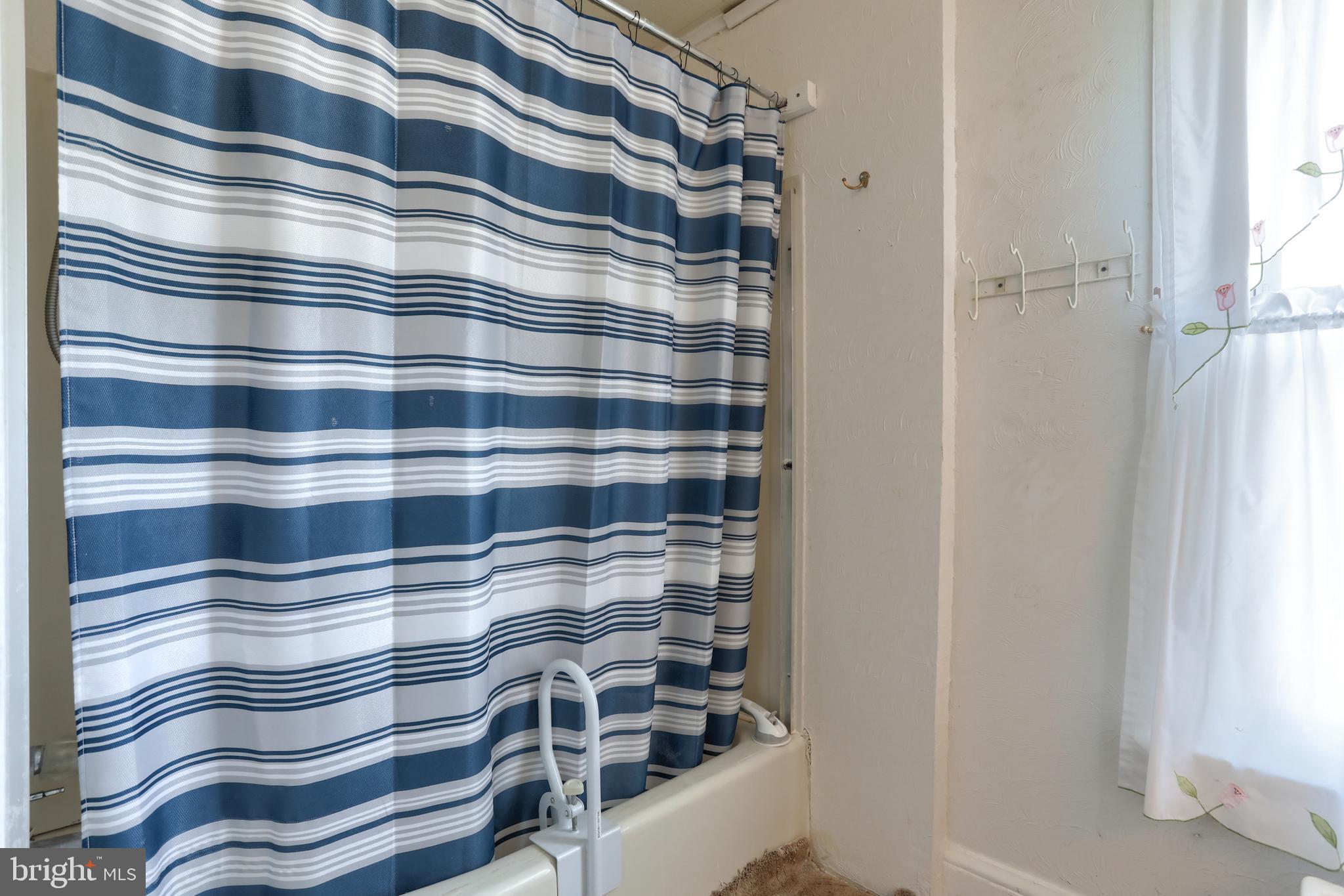 13 Montello Road Reading, PA 19608 - Photo 29 of 54 full bathroom
