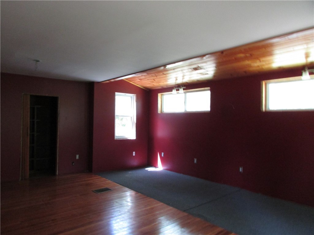 213 Inman Road Burrillville, RI 02830 - Photo 13 of 16