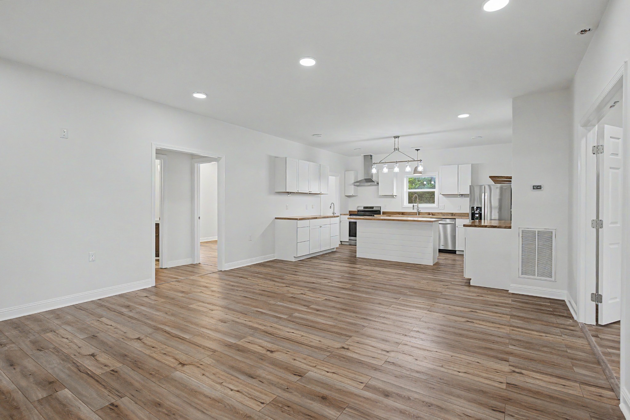 8 Self Road Lawrenceburg, TN 38464 - Photo 6 of 32 Gallery Image 6