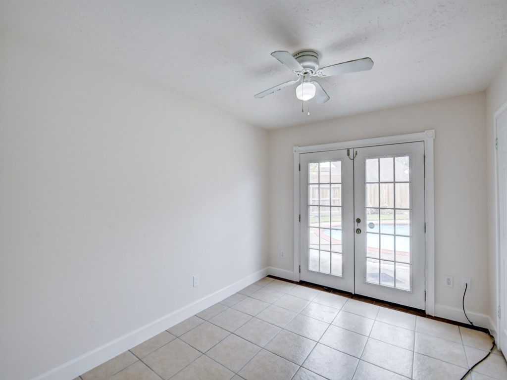 1306 Mimosa Road Missouri City, TX 77489 - Photo 16 of 24 Bedroom 2