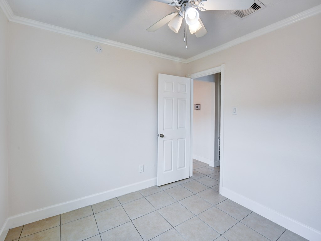 1306 Mimosa Road Missouri City, TX 77489 - Photo 19 of 24 Bedroom 3