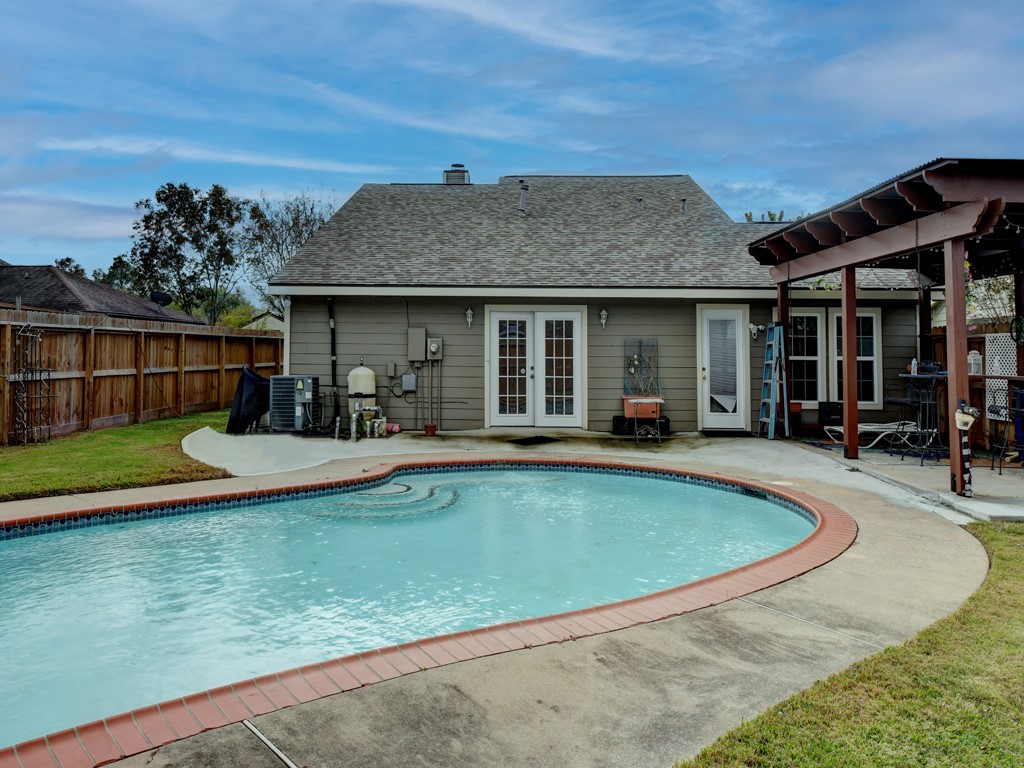 1306 Mimosa Road Missouri City, TX 77489 - Photo 22 of 24 Pool