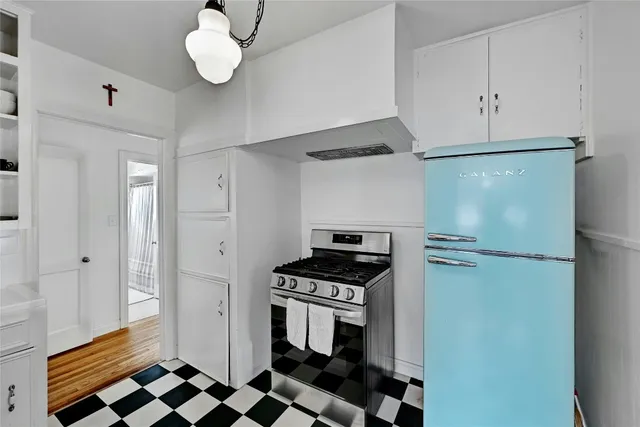 $2,750 | 5313 Avenue F, Austin, TX 78751