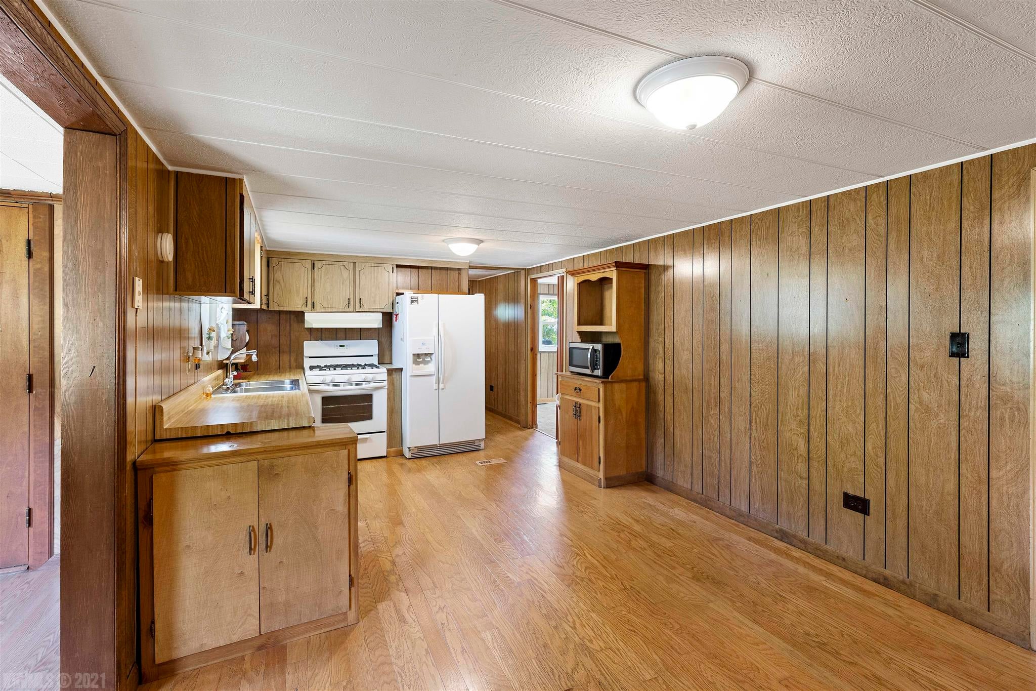 6219 Parrott Mountain Road Parrott, VA 24132 - Photo 6 of 29 Gallery Image 6