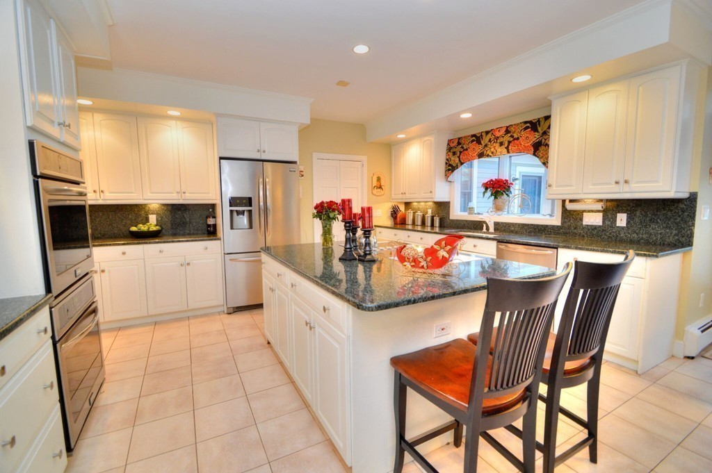 15 Constitution Road Stoneham, MA 02180 - Photo 18 of 30 Gallery Image 18