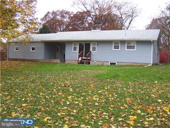 68 Buckwalter Road Pottstown, PA 19465 - Photo 3 of 7
