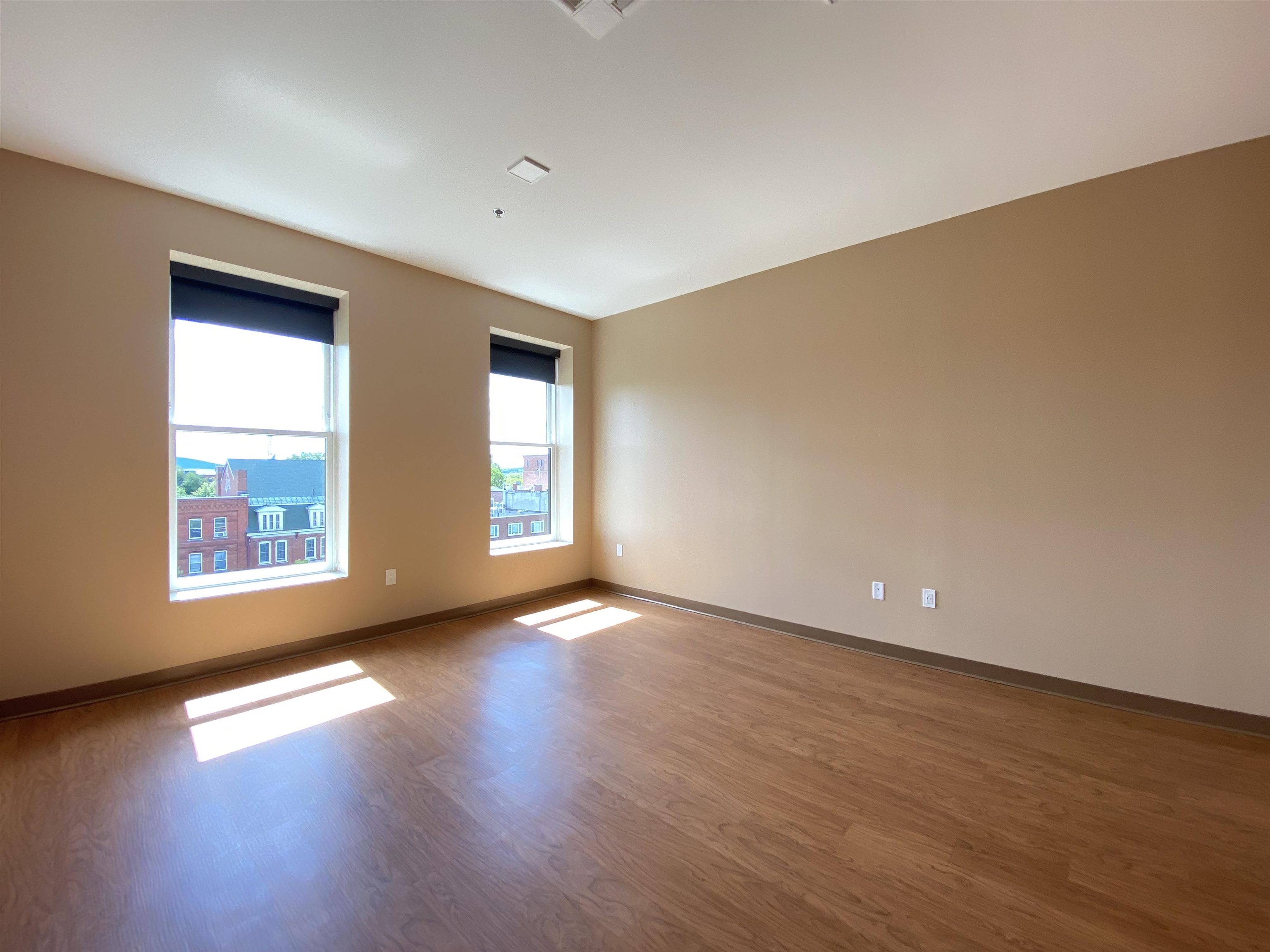 83 Hanover Street, Unit 405 Manchester, NH 03101 - Photo 13 of 37