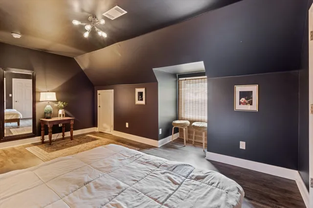 $379,000 | 909 South McLean Boulevard, Memphis, TN 38114