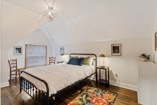 $379,000 | 909 South McLean Boulevard, Memphis, TN 38114