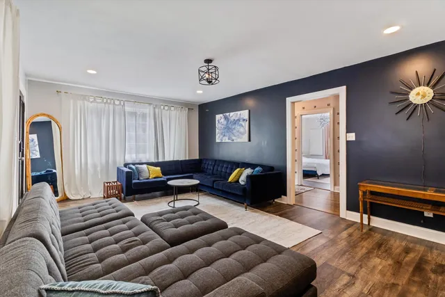 $379,000 | 909 South McLean Boulevard, Memphis, TN 38114