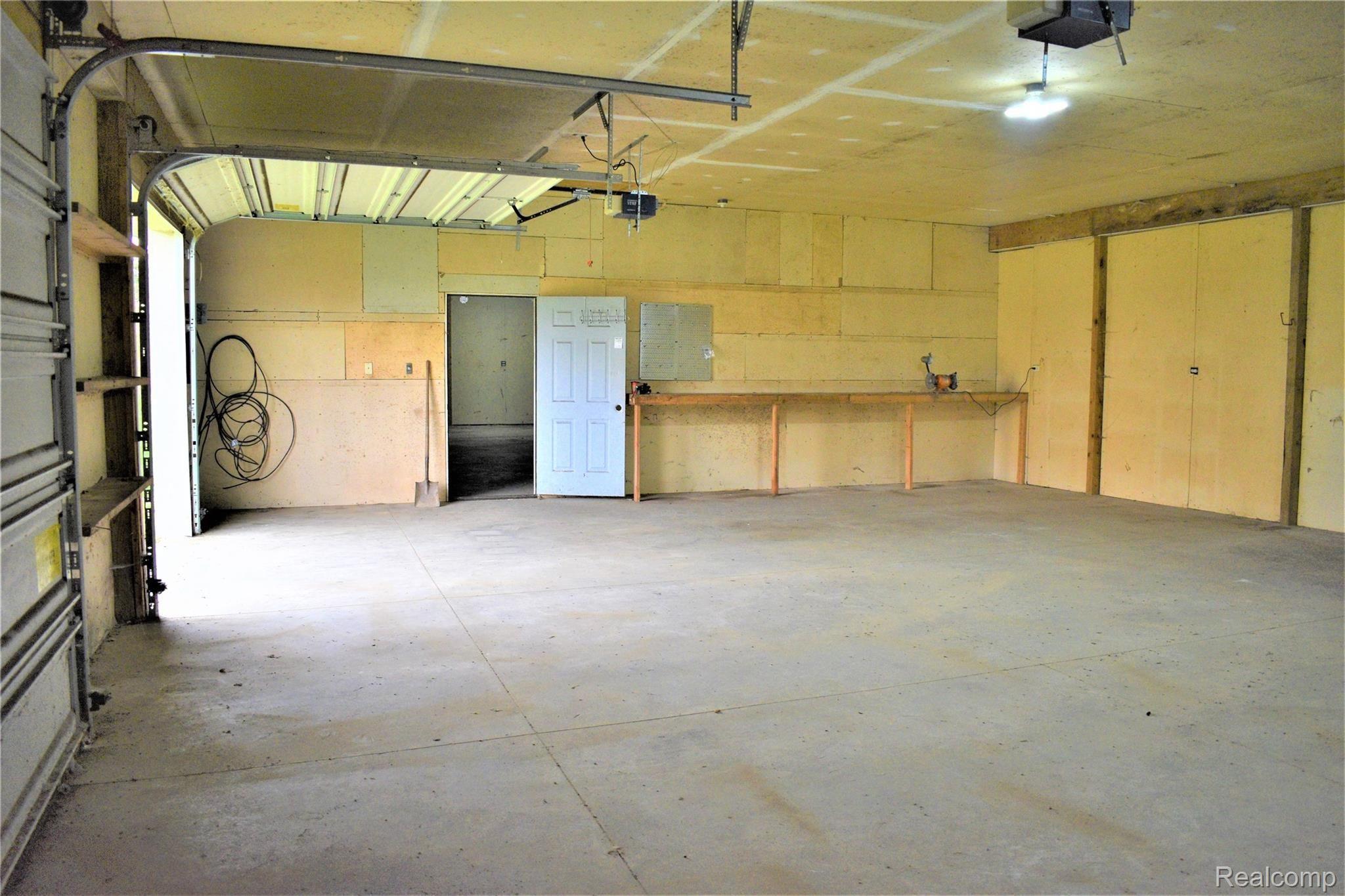 4388 Diehl Road Metamora, MI 48455 - Photo 13 of 49 11.JPG