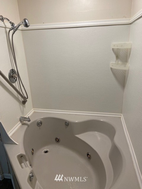 15272 Maple Drive Renton, WA 98058 - Photo 10 of 13 Gallery Image 10