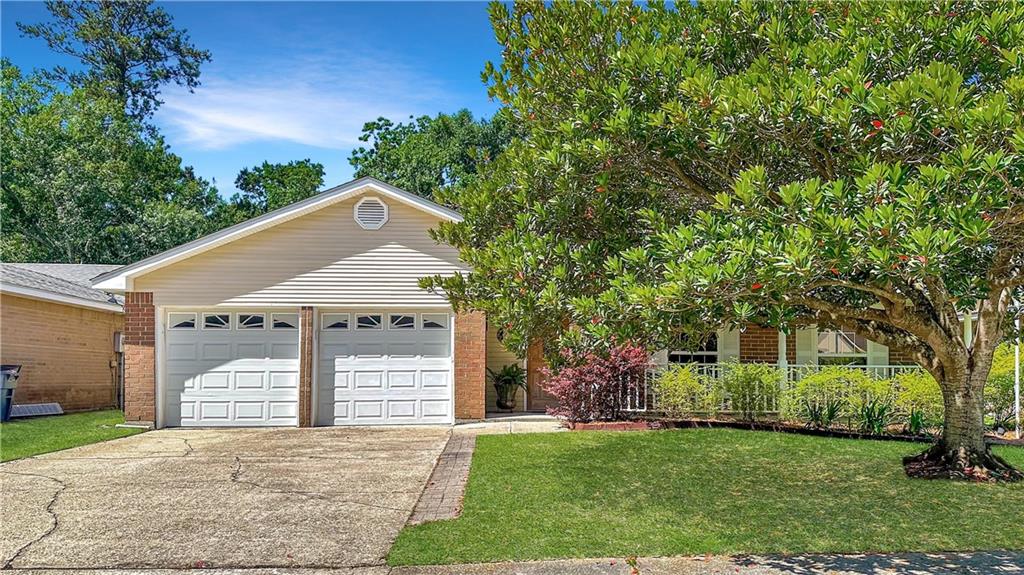 640 Ridgewood Drive Mandeville, LA 70471 - Photo 1 of 26 Gallery Image 1