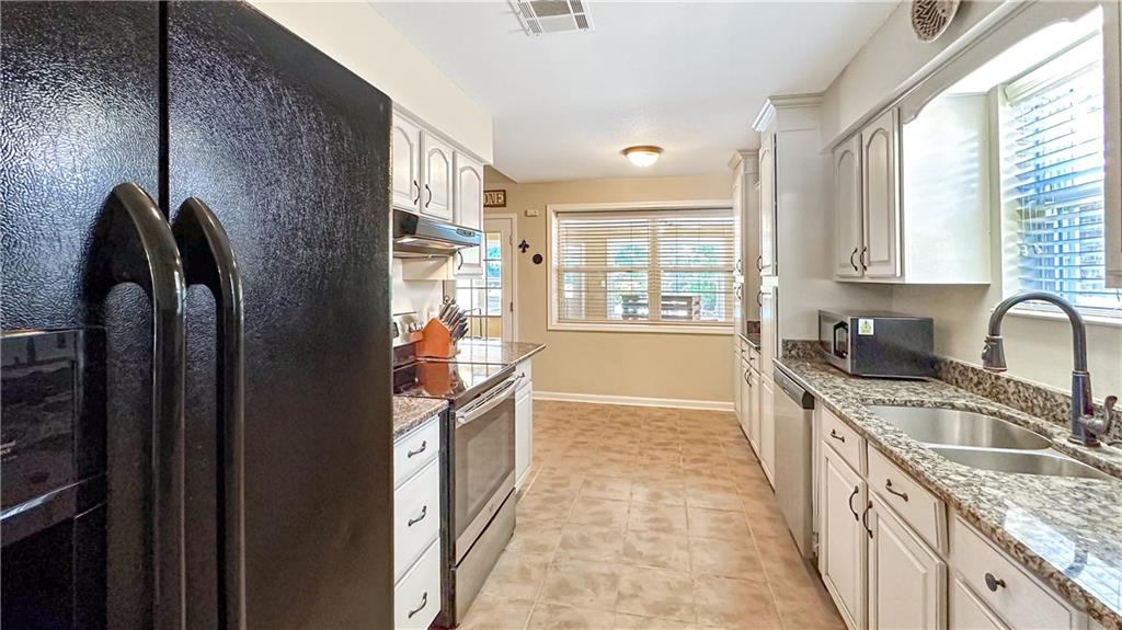 640 Ridgewood Drive Mandeville, LA 70471 - Photo 3 of 26 Gallery Image 3