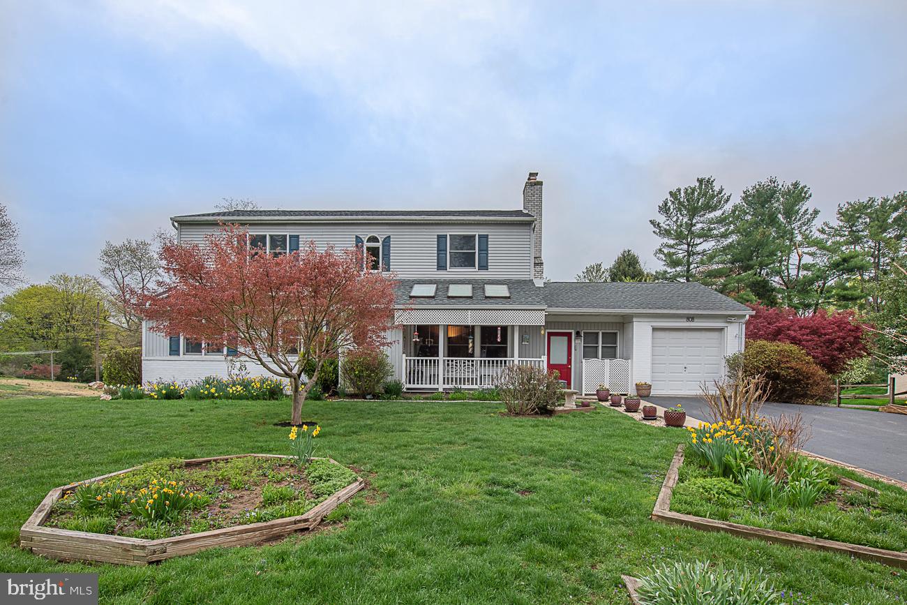 808 Ridge Lane Media, PA 19063 - Photo 2 of 65