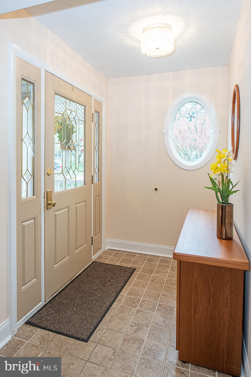 808 Ridge Lane Media, PA 19063 - Photo 6 of 65