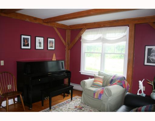 14 Briggs Road Foster, RI 02825 - Photo 4 of 12 Living Room.
