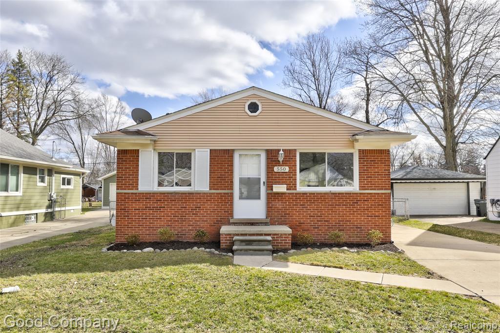 550 Roth Boulevard Clawson, MI 48017 - Photo 1 of 18