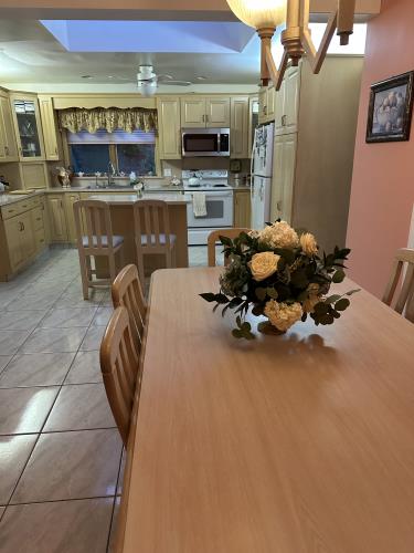 9 Knollwood Road Holmdel, NJ 07733 - Photo 6 of 10