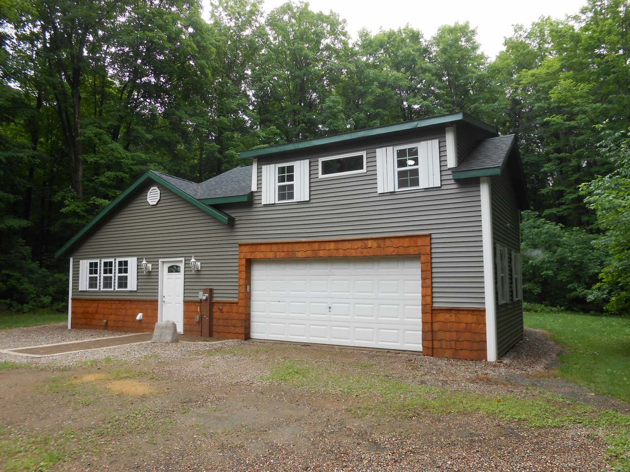 W4875 Twin Oaks Road Elton, WI 54430 - Photo 2 of 44 Gallery Image 2