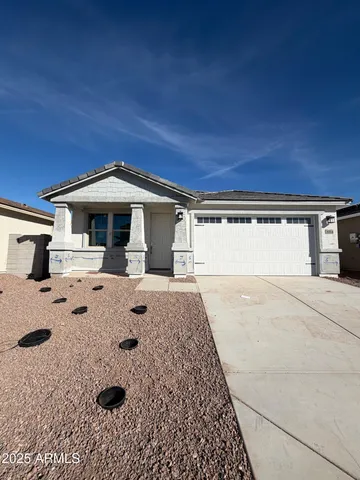 $439,990 | 3014 East Villa Avenue, San Tan Valley, AZ 85143