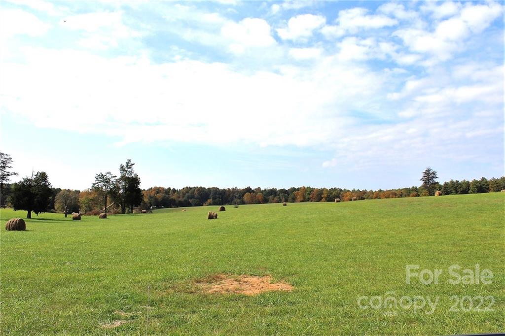 3283 Playmore Beach Road, Unit 2 Morganton, NC 28655 - Photo 3 of 9 Gallery Image 3