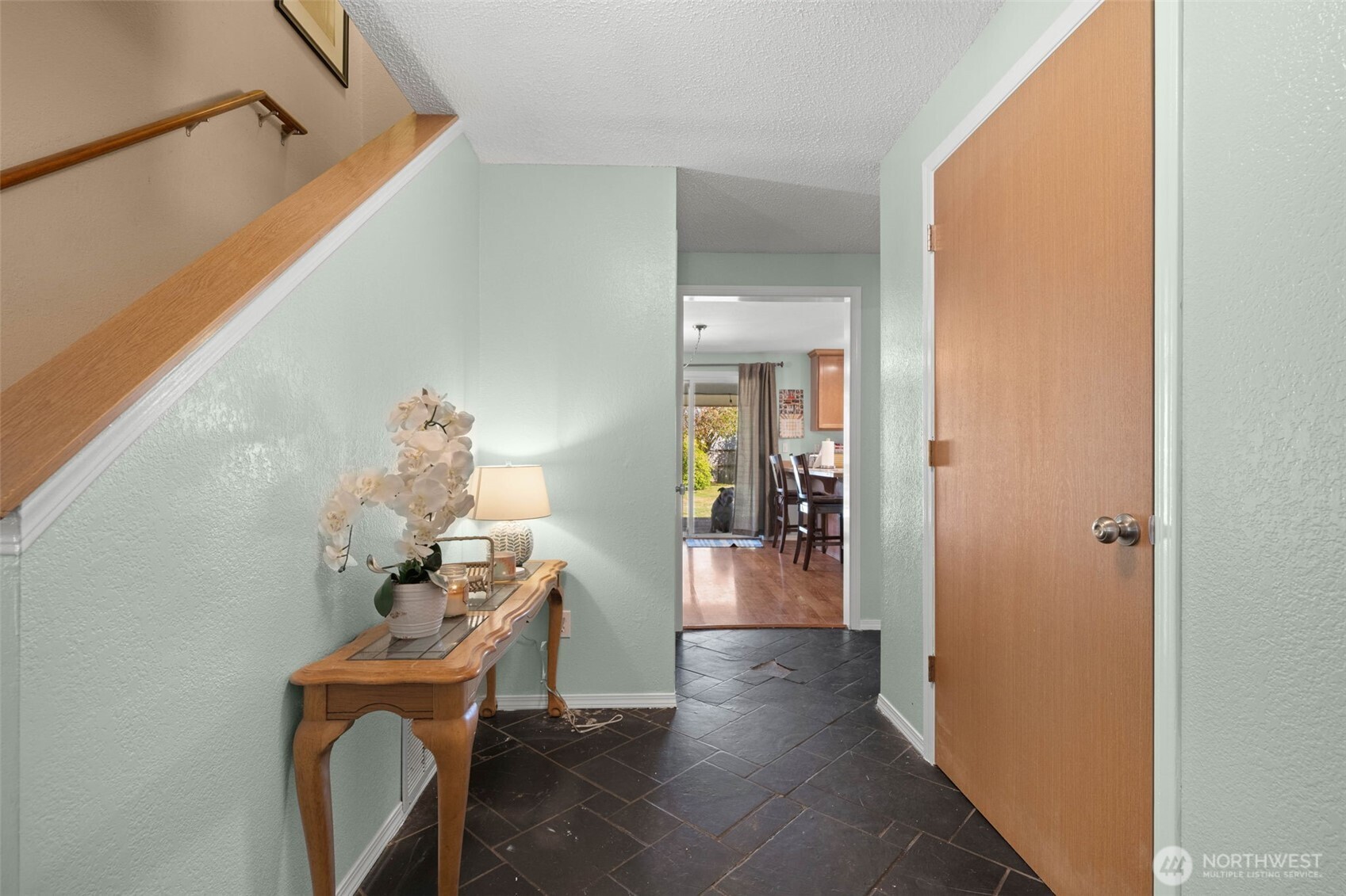 1420 Dundee Drive Cosmopolis, WA 98537 - Photo 3 of 40 a view of hallway with washer and dryer