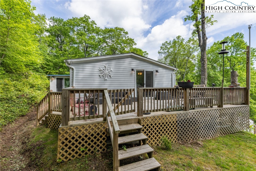 509 Leon Coffey Road Blowing Rock, NC 28605 - Photo 18 of 49