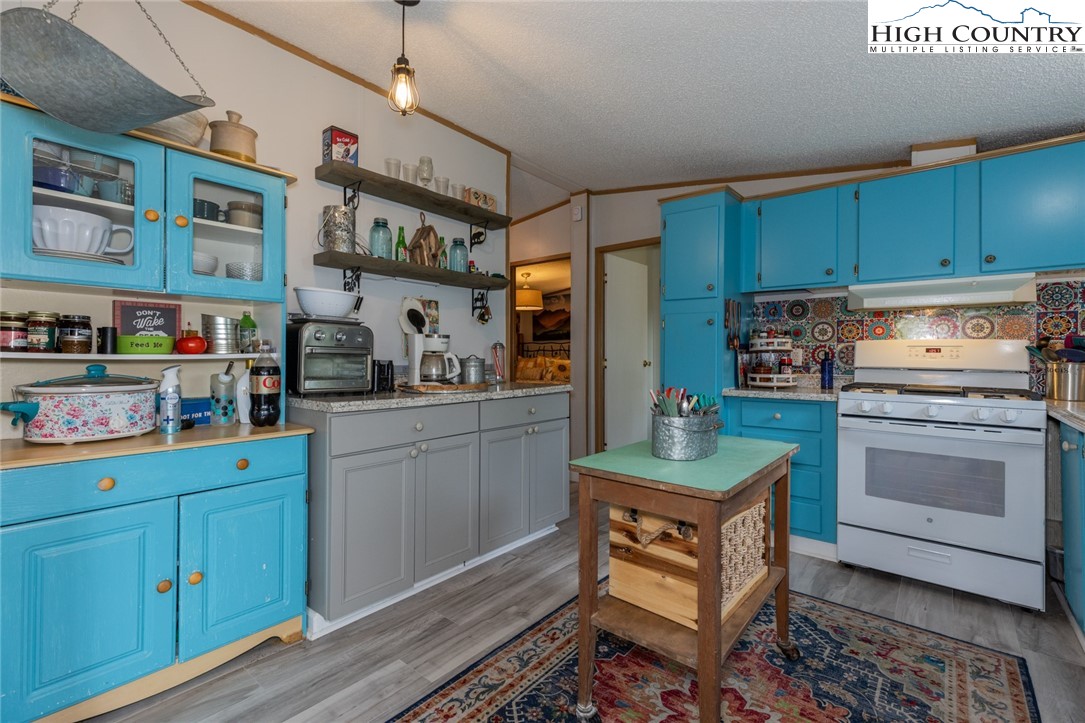 509 Leon Coffey Road Blowing Rock, NC 28605 - Photo 24 of 49