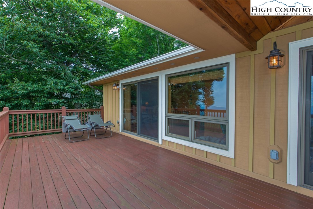 118 Raven Road Beech Mountain, NC 28604 - Photo 33 of 46 Gallery Image 33