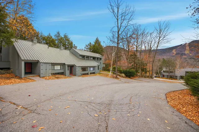 $715,000 | 21 Osseo Road, Unit 3, Lincoln, NH 03251