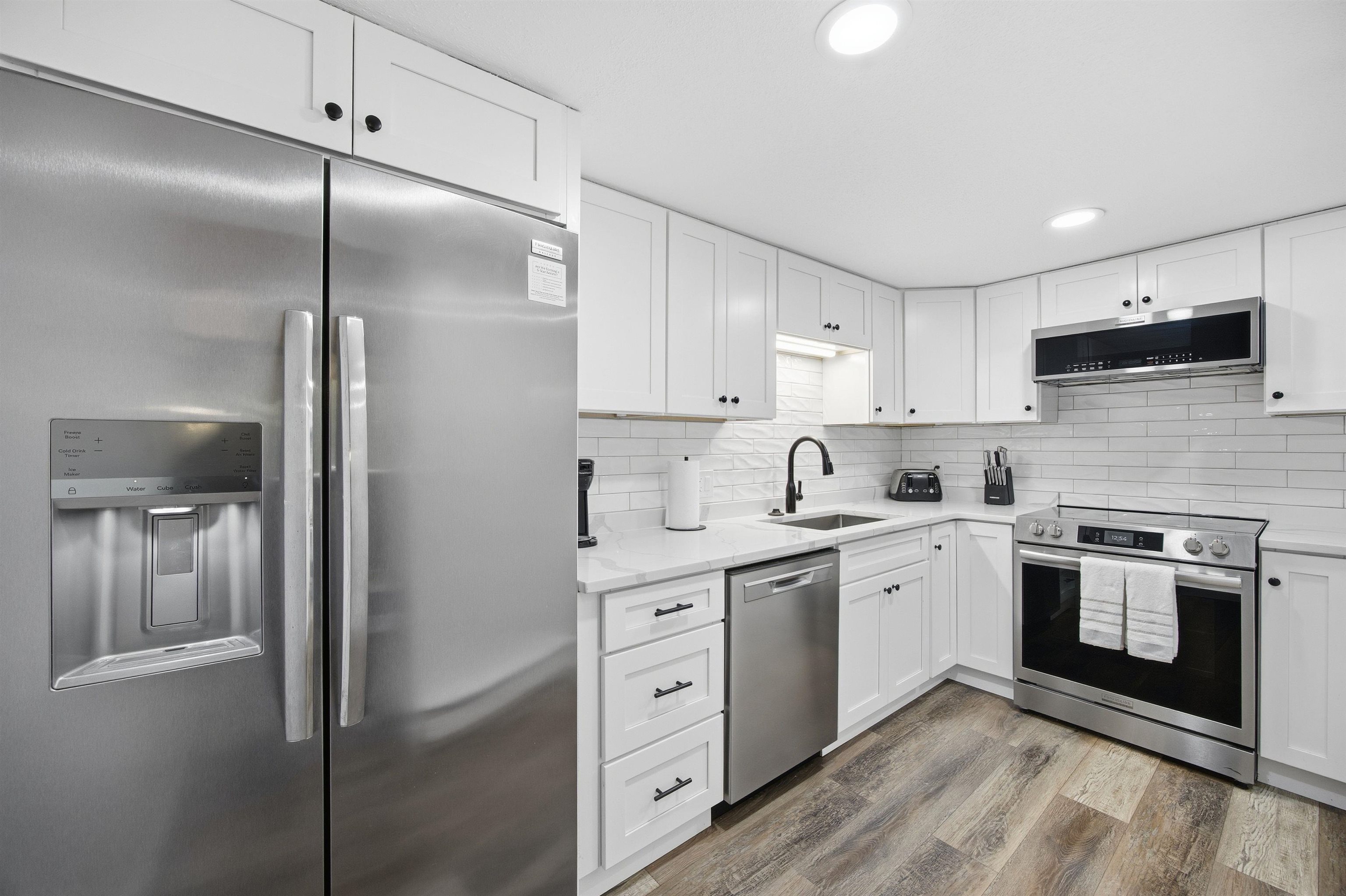 21 Osseo Road, Unit 3 Lincoln, NH 03251 - Photo 18 of 36