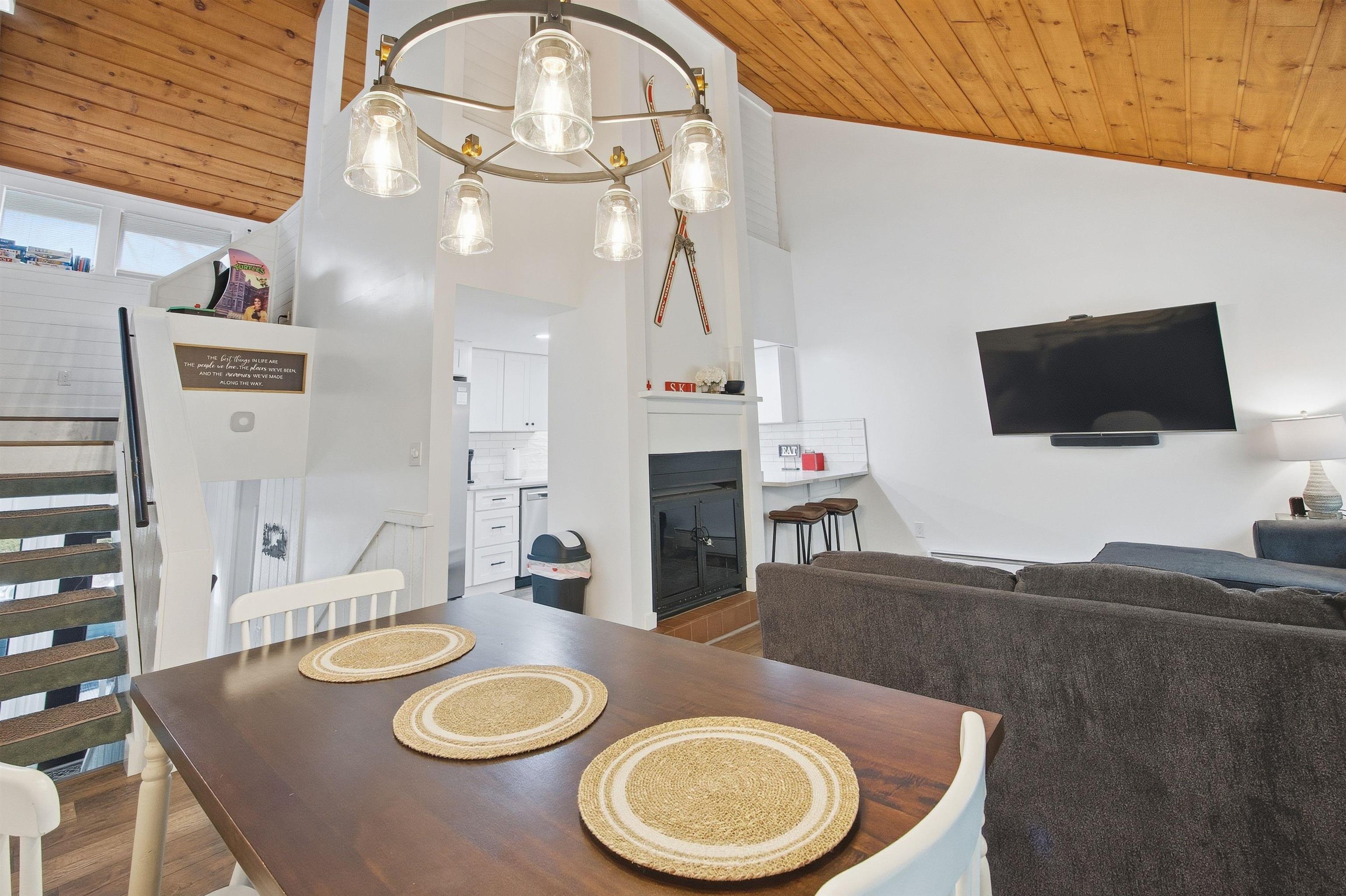 21 Osseo Road, Unit 3 Lincoln, NH 03251 - Photo 21 of 36