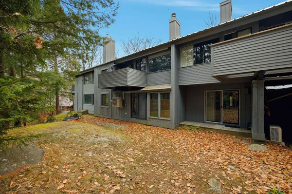 $659,000 | 21 Osseo Road, Unit 3, Lincoln, NH 03251