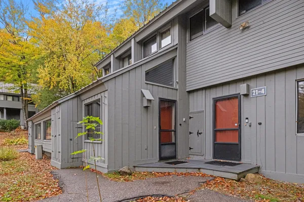 $659,000 | 21 Osseo Road, Unit 3, Lincoln, NH 03251